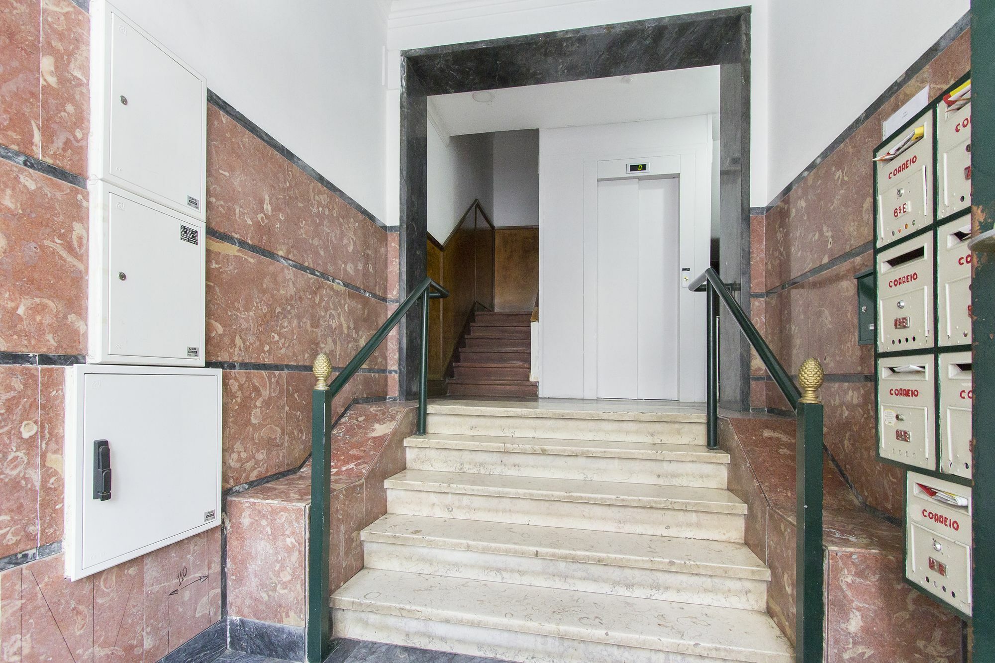 Saldanha Concept By Homing Apartment Lisbon Bagian luar foto